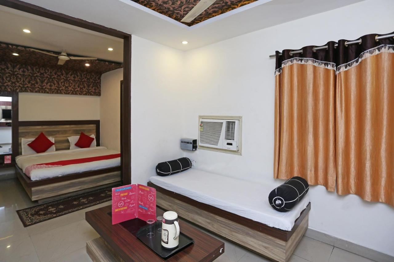 Bhairaun Ghāt Super Oyo Flagship 4957 Hotel China Town المظهر الخارجي الصورة