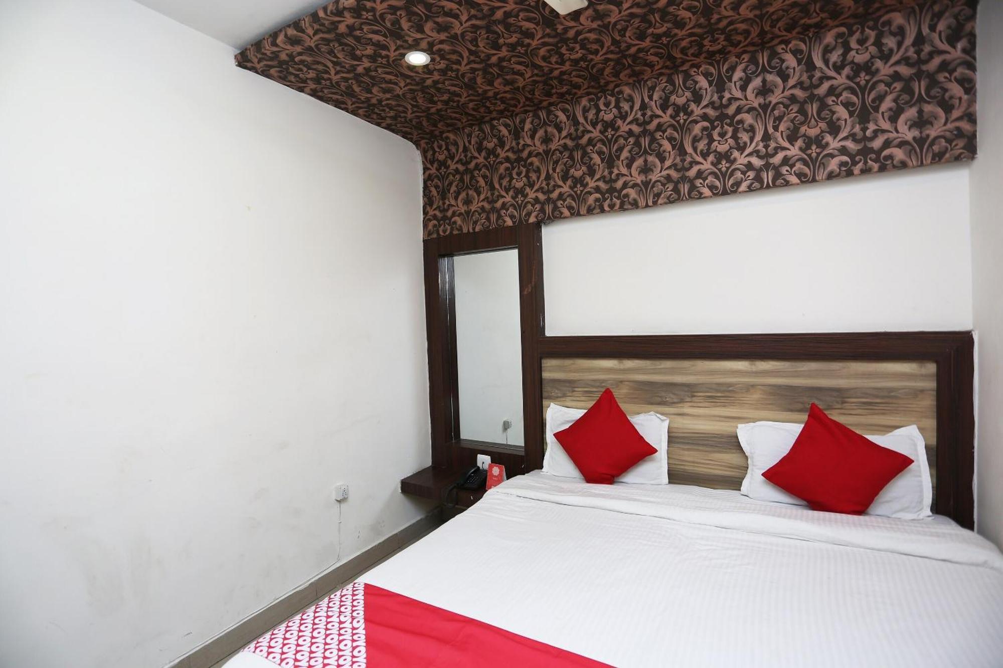 Bhairaun Ghāt Super Oyo Flagship 4957 Hotel China Town المظهر الخارجي الصورة