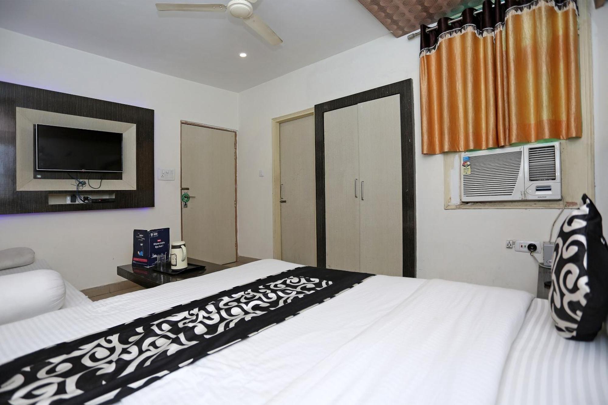 Bhairaun Ghāt Super Oyo Flagship 4957 Hotel China Town المظهر الخارجي الصورة